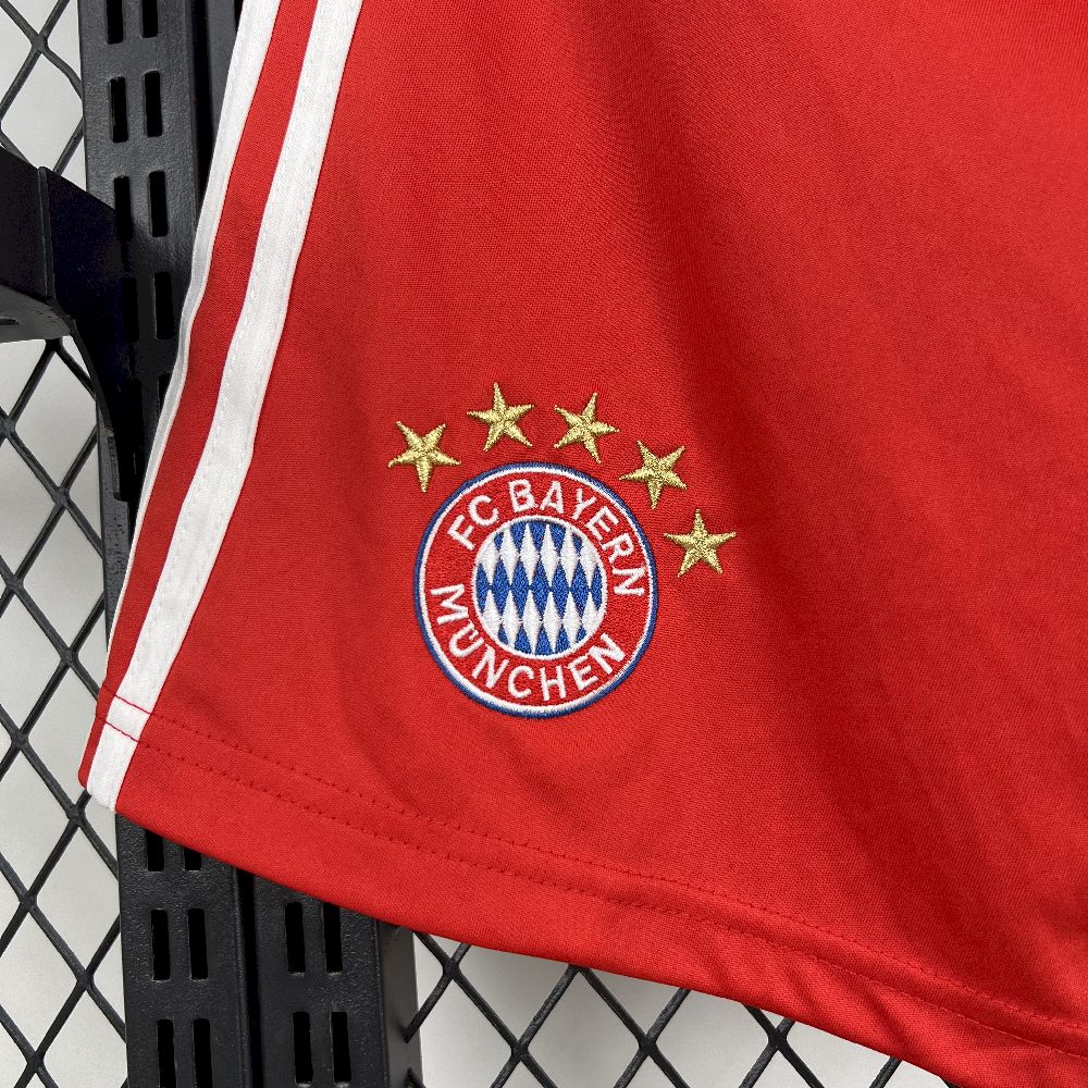 Calções Bayern Munique 2025-26 Principal