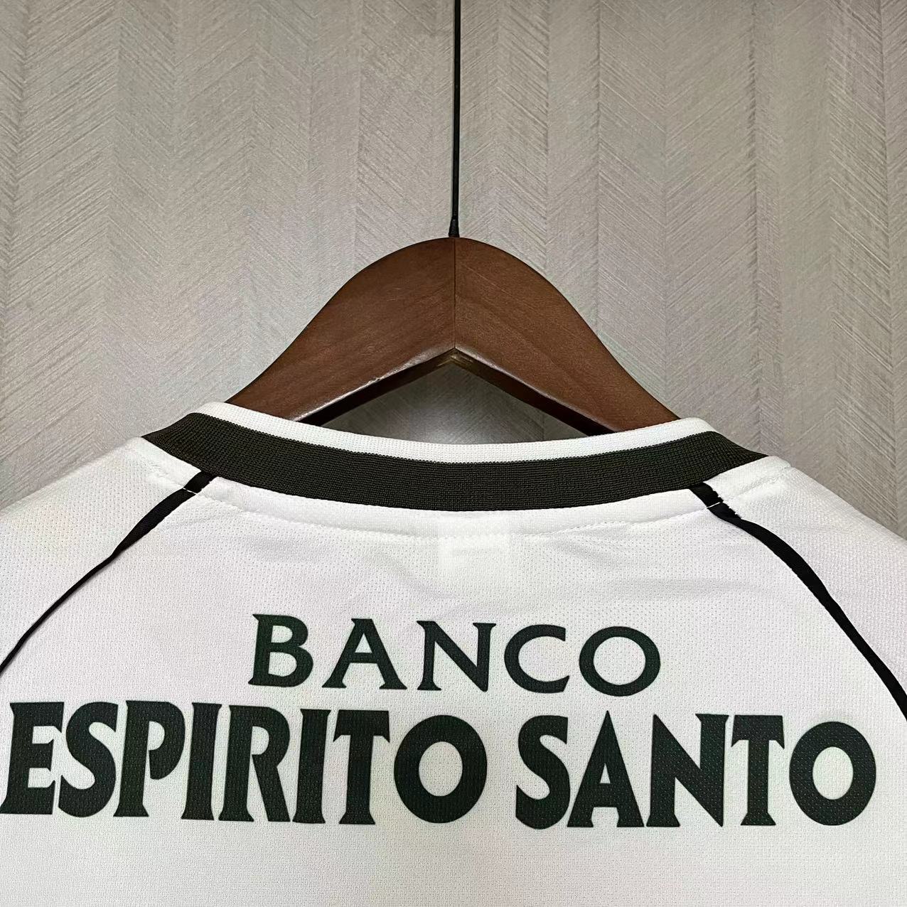 Camisola Sporting 2001-02 Principal C. RONALDO #28