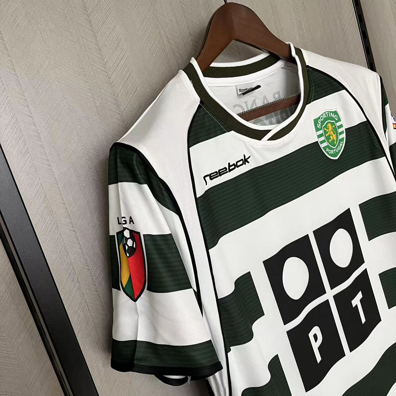 Camisola Sporting 2001-02 Principal C. RONALDO #28