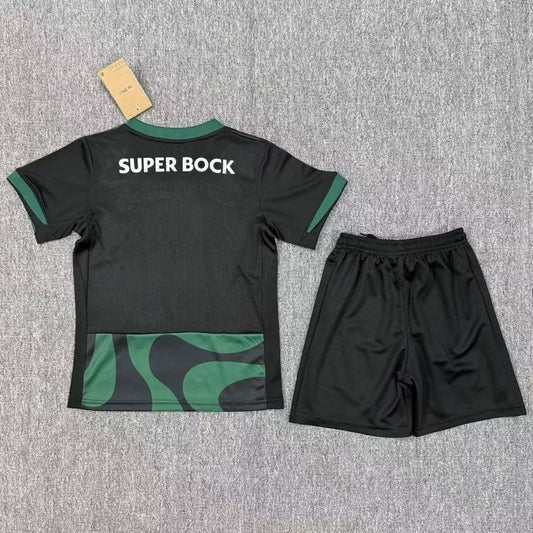 Kit Criança Sporting 2025-26 Alternativo Verde ENTREGA IMEDIATA
